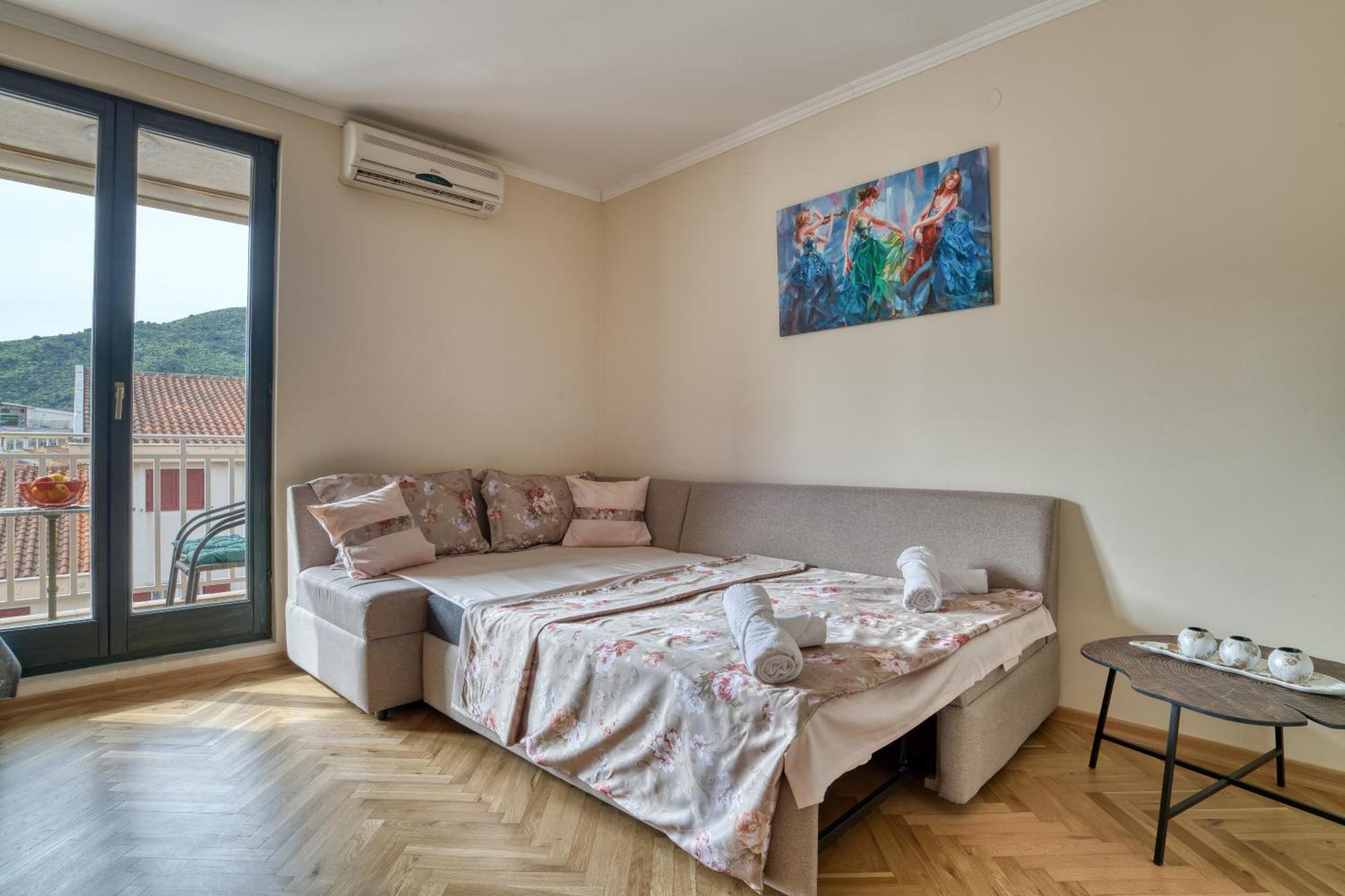 Comfort Apartment Near The Beach Budva Kültér fotó
