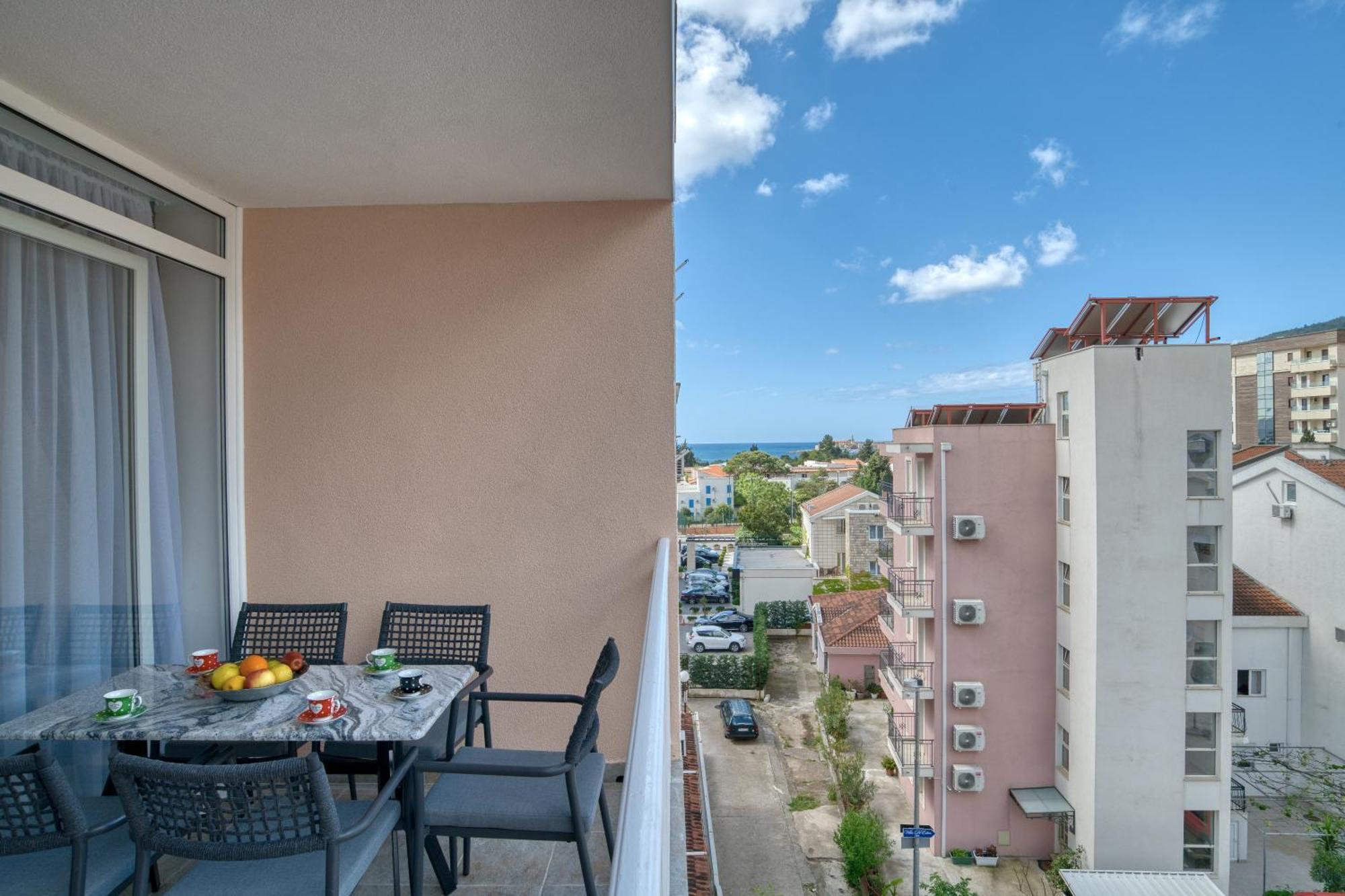 Comfort Apartment Near The Beach Budva Kültér fotó